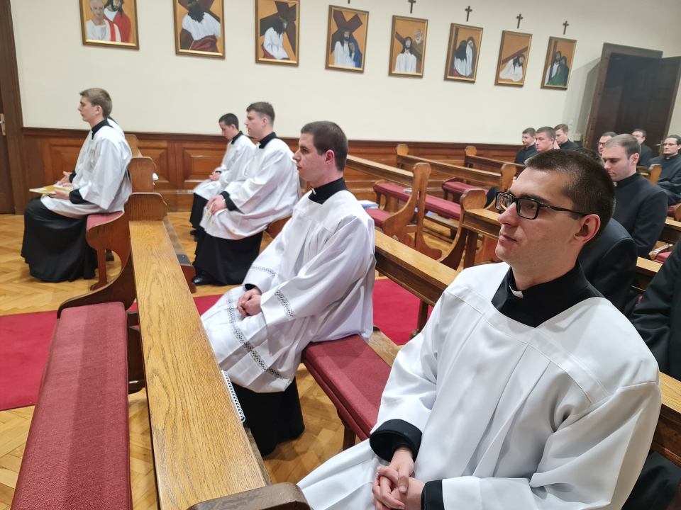Bogoslov Robert Maretić primio kandidaturu za đakonat i prezbiterat
