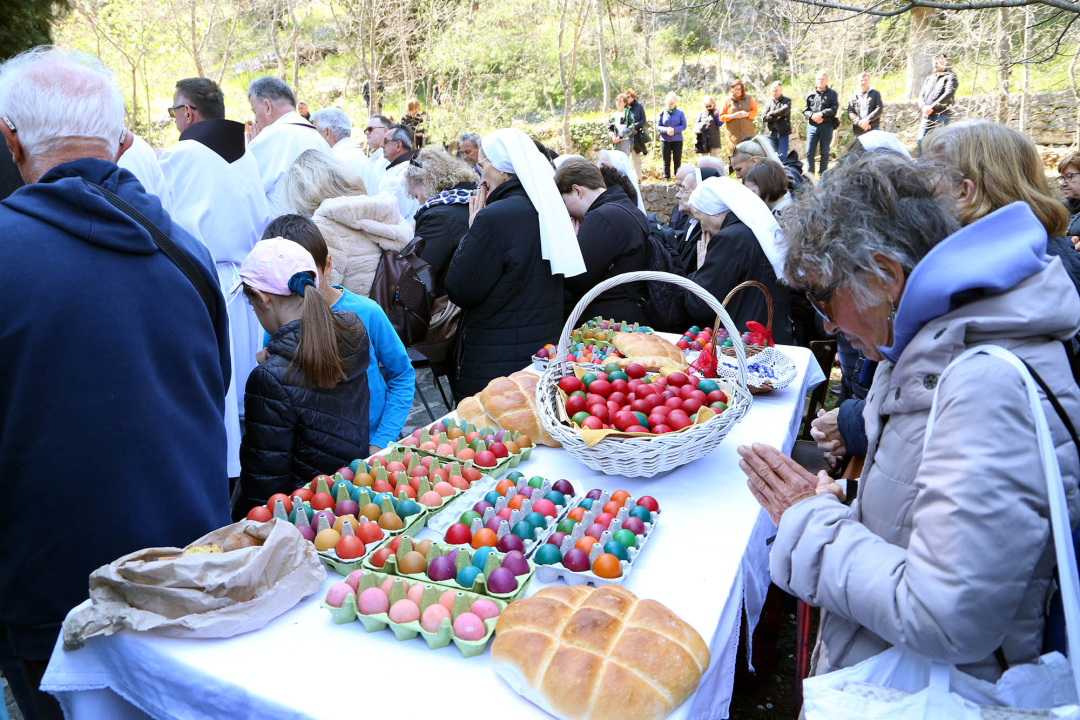 Na Skradinskom buku proslavljen Uskrsni Emaus