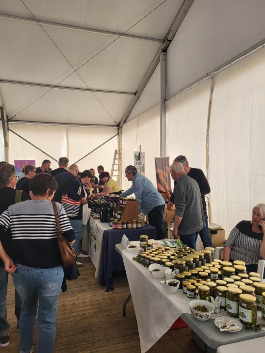 Gužva i drugog dana Sajma agroturizma u Skradinu: Još stignete kupiti domaće proizvode 