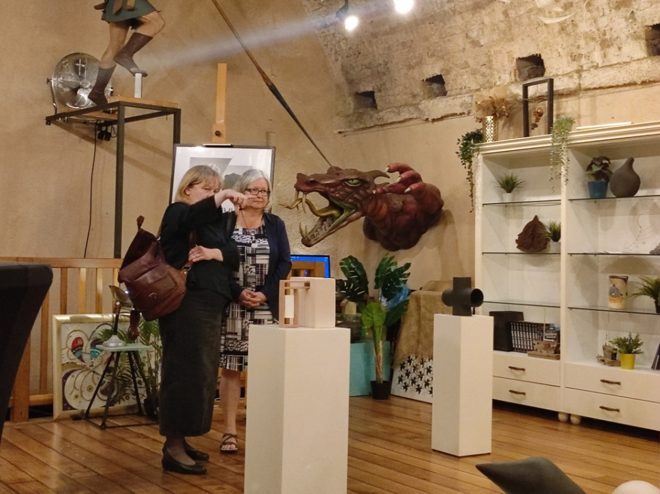  U Šibeniku otvorena izložba keramičkih radova 