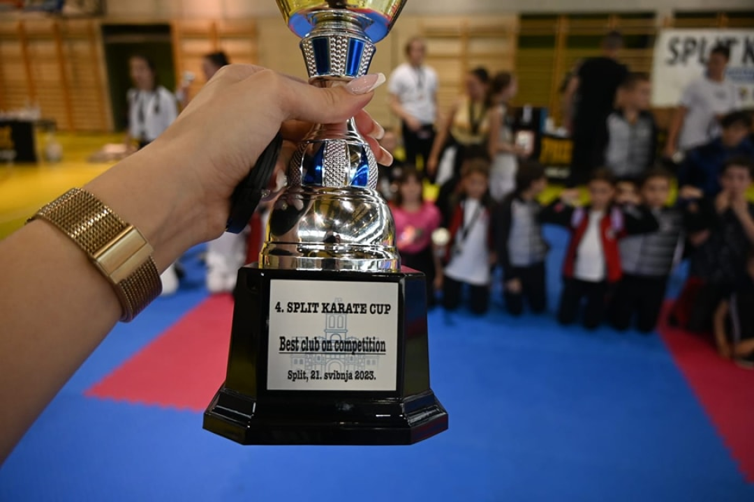 KK Okit opet najbolji: Iz Splita se vratili sa 42 medalje i peharom za najbolji klub turnira  