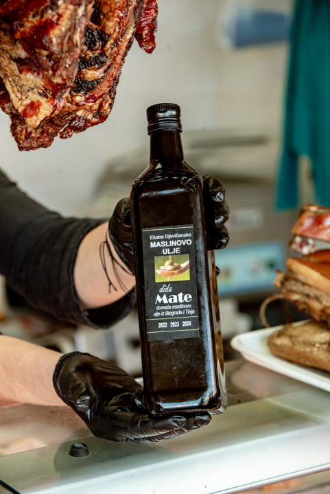 Delikatese Petrović sa šibenske pijace proširile svoju ponudu: Traže i vozača na neodređeno vrijeme