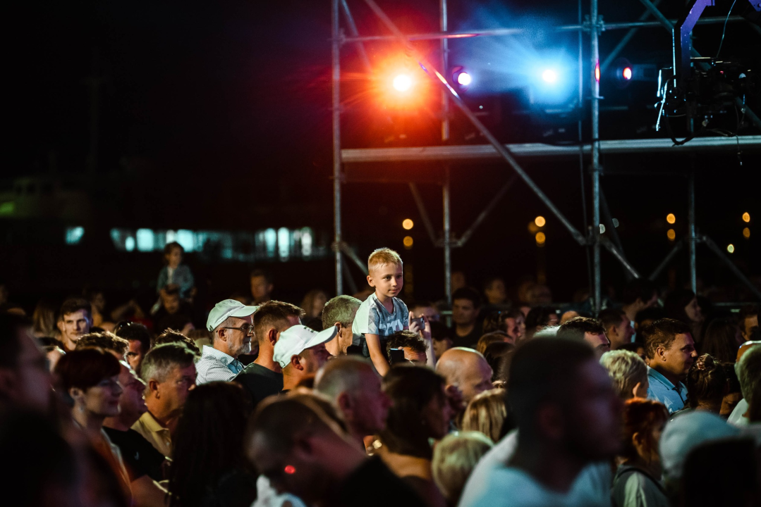 Otvoren 15. CMC festival u Vodicama uz Vannu i Indiru