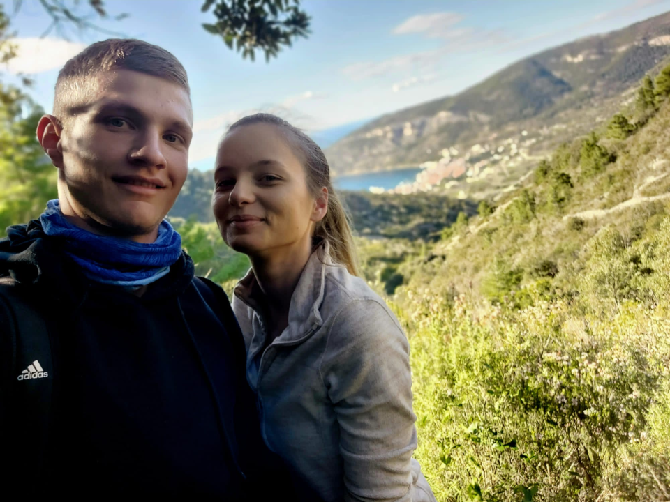 Kninjanin Ivan Džepina obišao 158 hrvatskih vrhova, a na posljednjem je zaprosio djevojku