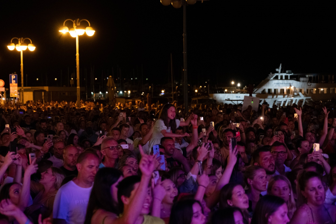 Sjajna uvertira u otvorenje trgovačkog centra: Noć za pamćenje s Petrom Grašom