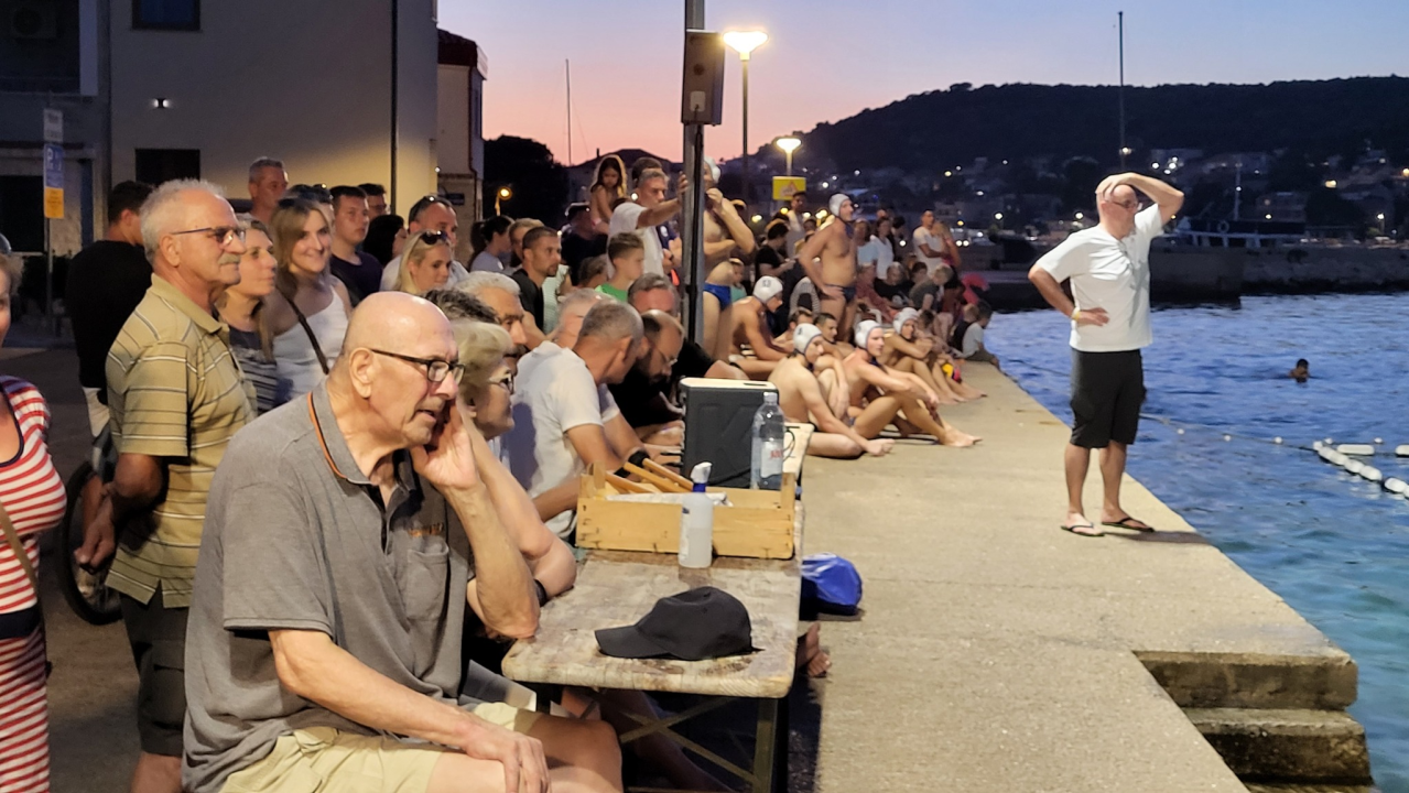 Povijesna utakmica za Prvić Luku: Kako je vaterpolo uzburkao usnulu valu...