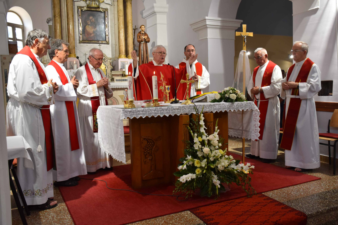 U Mirloviću uz misu i procesiju proslavljen suzaštitnik sv. Jakov