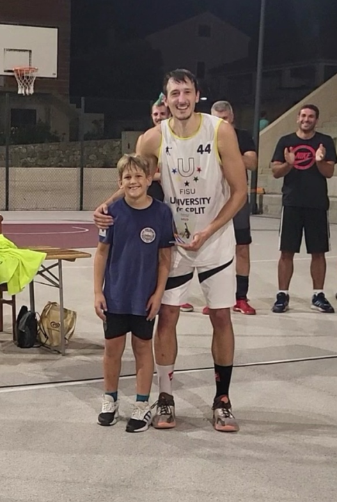 'Antimarkuni' pobjednici Streetballa u Jezerima 