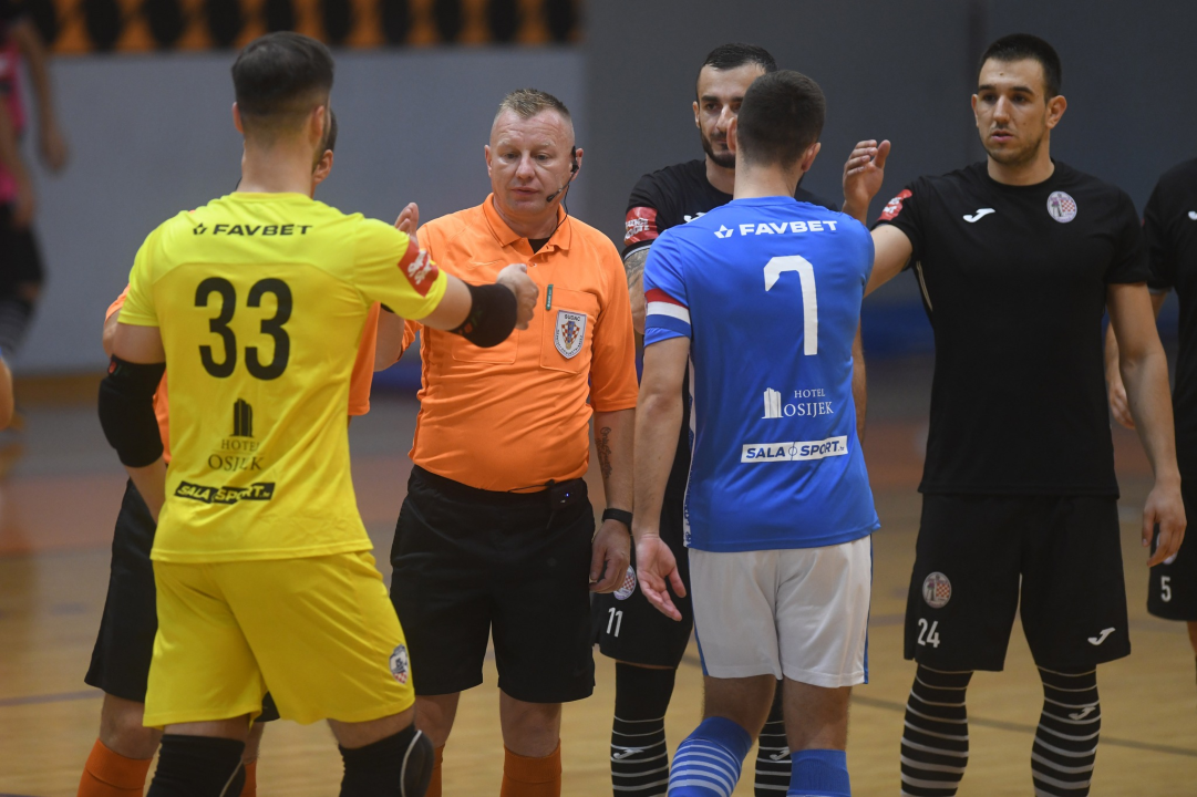 Crnica poražena na Baldekinu od Osijeka, presudili prekidi i kontre