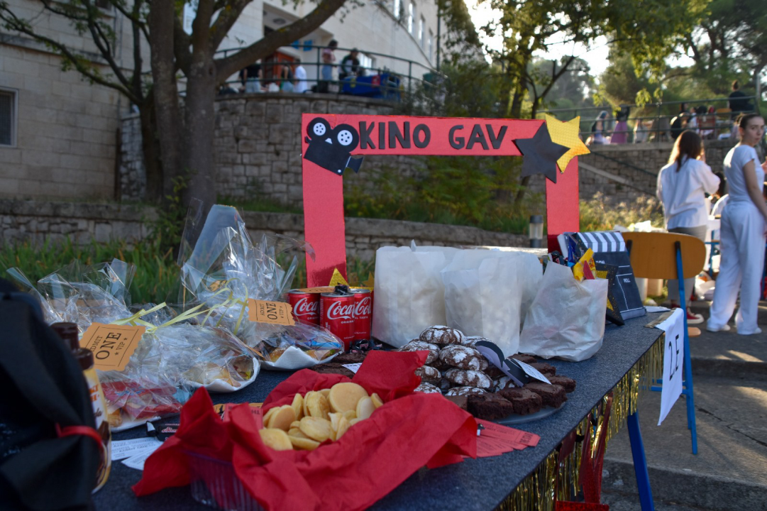 U gimnaziji održani Dani kruha, dio hrane donirali i šibenskoj pučkoj kuhinji