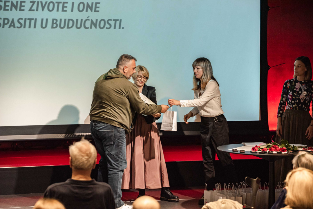 Svečanost Crvenog križa u Arsenu: 'Za krv se nikad neće naći adekvatna zamjena'