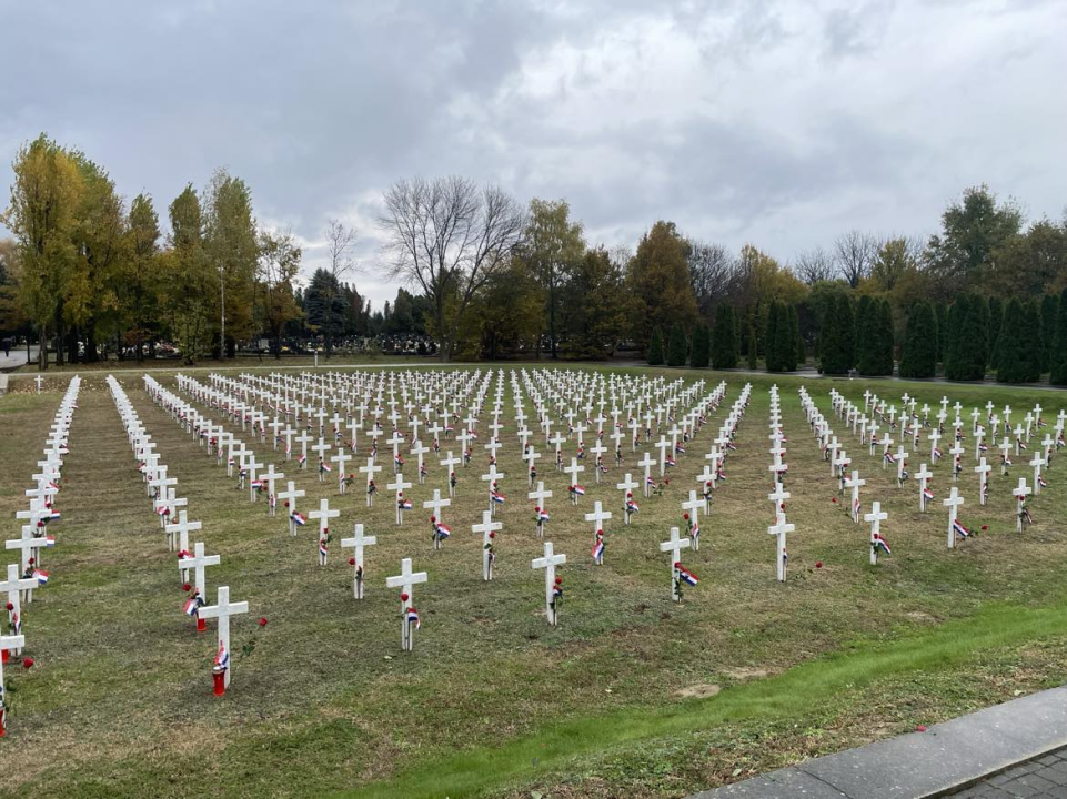 Izaslanstvo Grada Šibenika u Vukovaru: Svijeću zapalio Paško Rakić