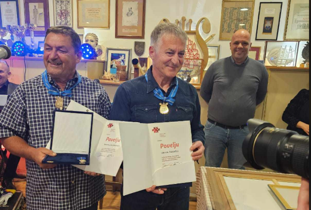 Denis i Neven pola stoljeća dio su Šibenske narodne glazbe: 'Jednom glazbar, uvijek glazbar'