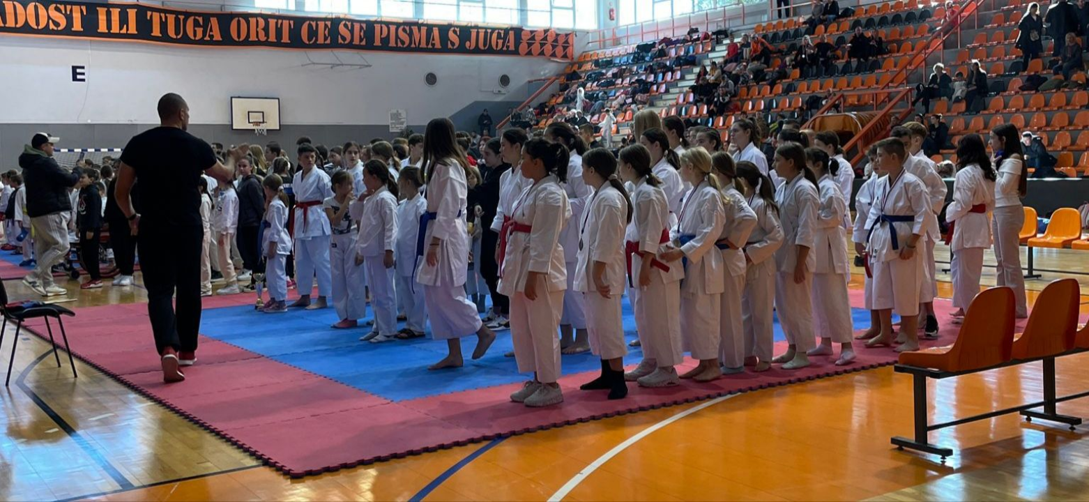 Završno kolo Dalmatinske karate lige: Čak 25 medalja za Karate klub Šibenik 1066