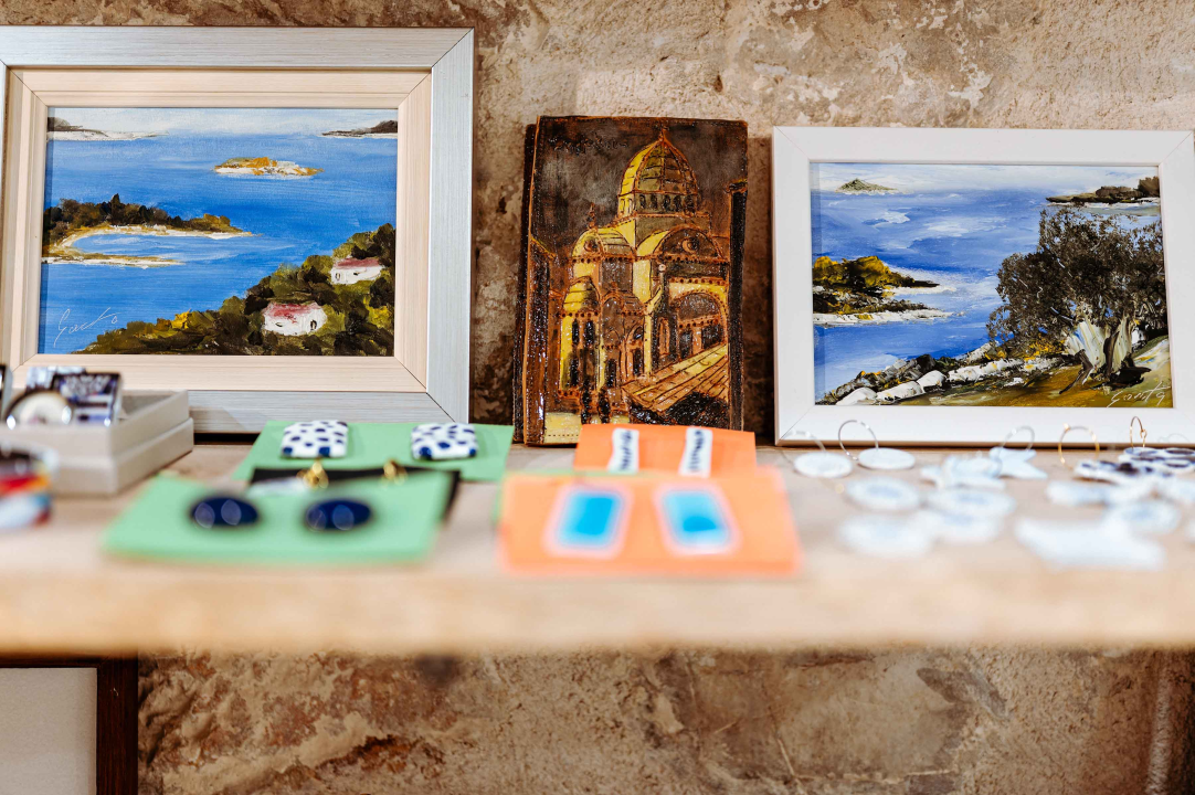 U Galeriji Juraj Dalmatinac na akciji Vjekoslav Stipica i Boris Bućan, prvi Hrvat u MoMA-i