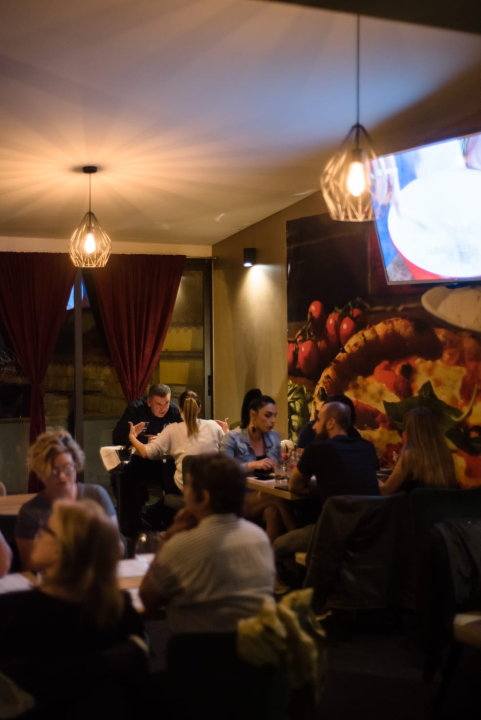 Ugrijte se uz finu hranu iz pizzerije Victoria!