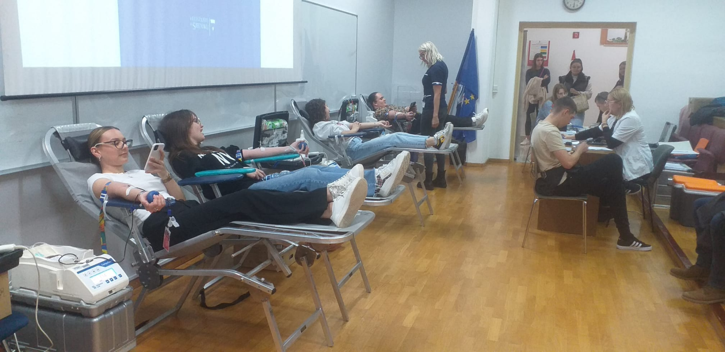 Studenti VUŠ-a u suradnji s Gradskim društvom Crvenog križa Šibenik darovali krv