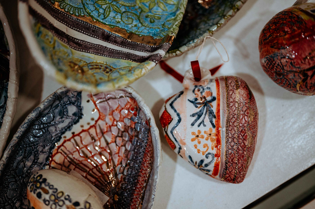 U Galeriji Juraj Dalmatinac potražite predivne unikatne poklone i umjetnine po odličnim cijenama 