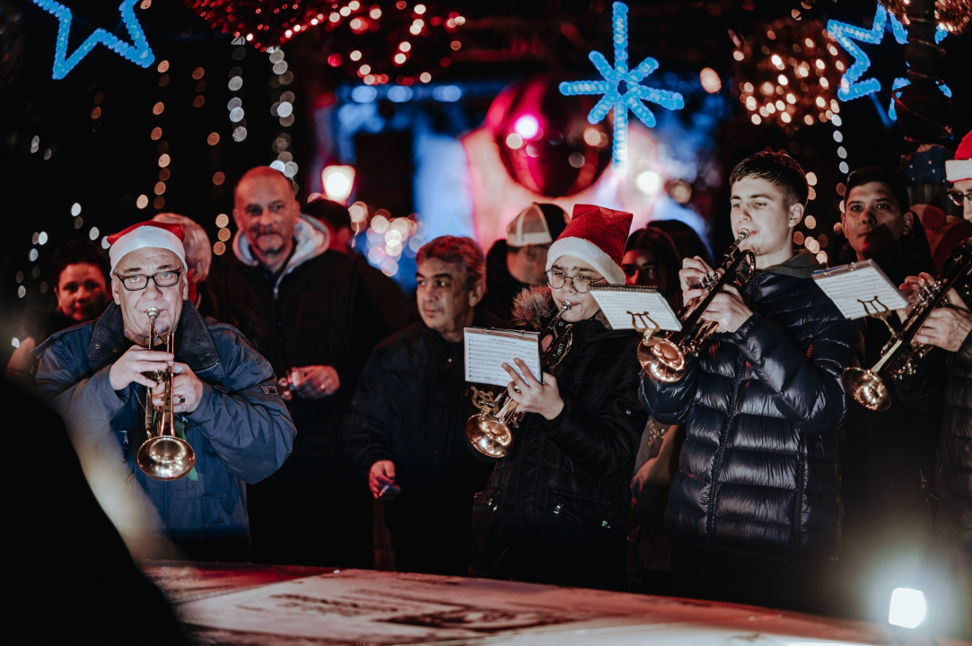 Šibenska narodna glazba promenadom razveselila Šibenčane