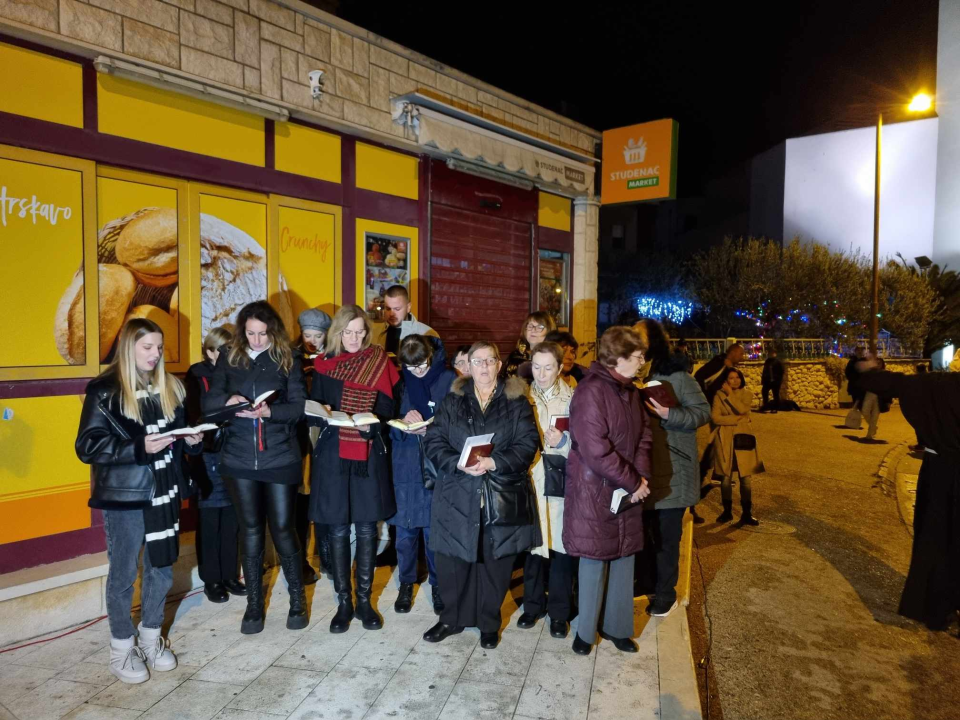 Župljani Vidika uprizorili žive jaslice, sugrađani oduševljeni 