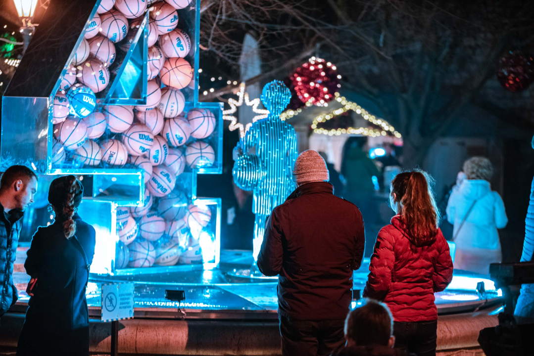 Disco Gimnazija u Parku proslavila 45. rođendan: Šibenčani uživali u starim hitovima  