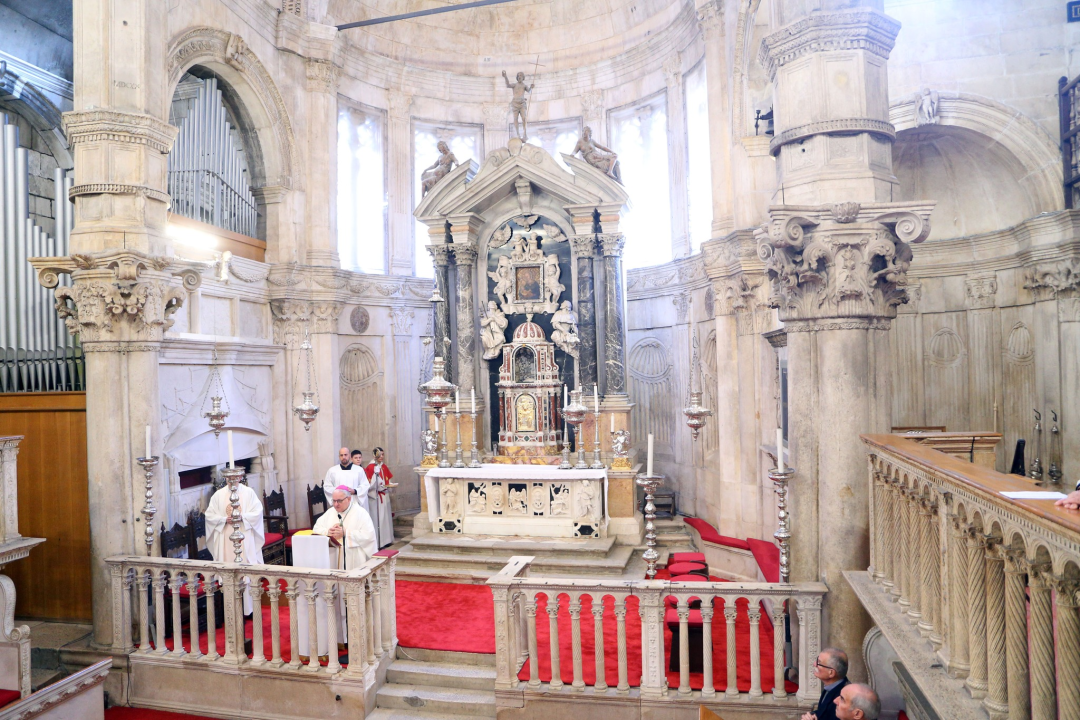 Biskup Rogić u katedrali predvodio misu zahvalnicu