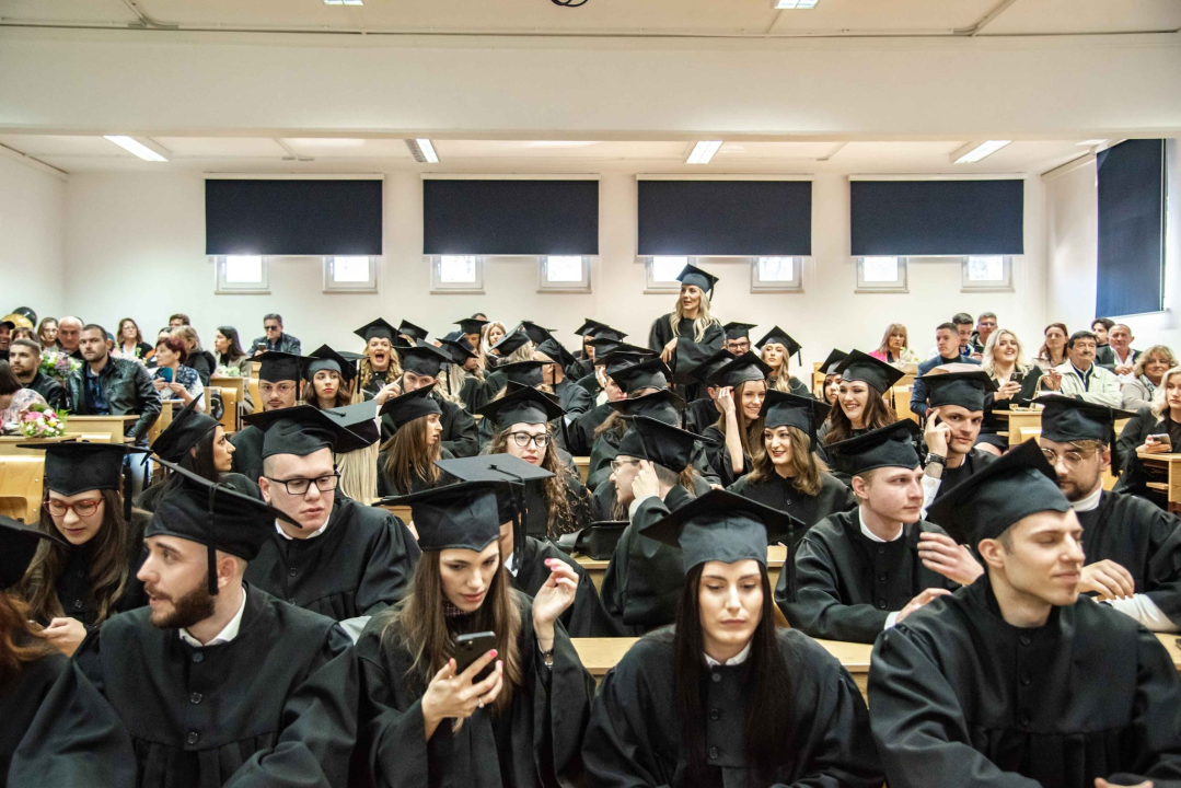 Promovirani magistri menadžmenta i javne uprave na Veleučilištu u Šibeniku