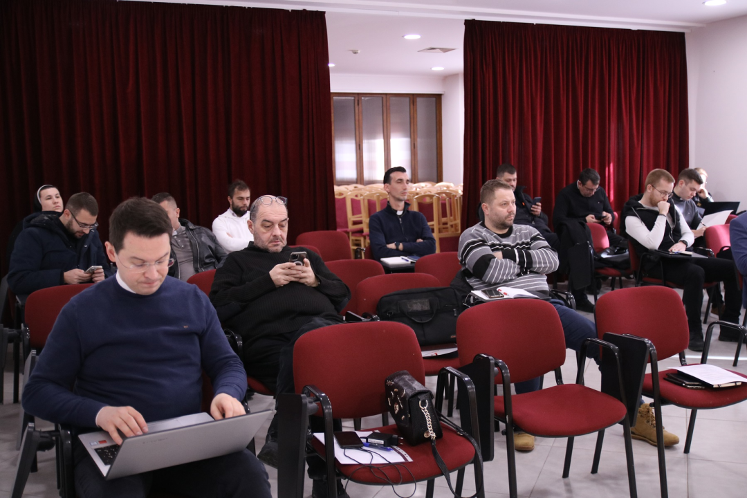 Održan team building članova Odbora HBK-a za mlade, biskup Rogić predslavio misu