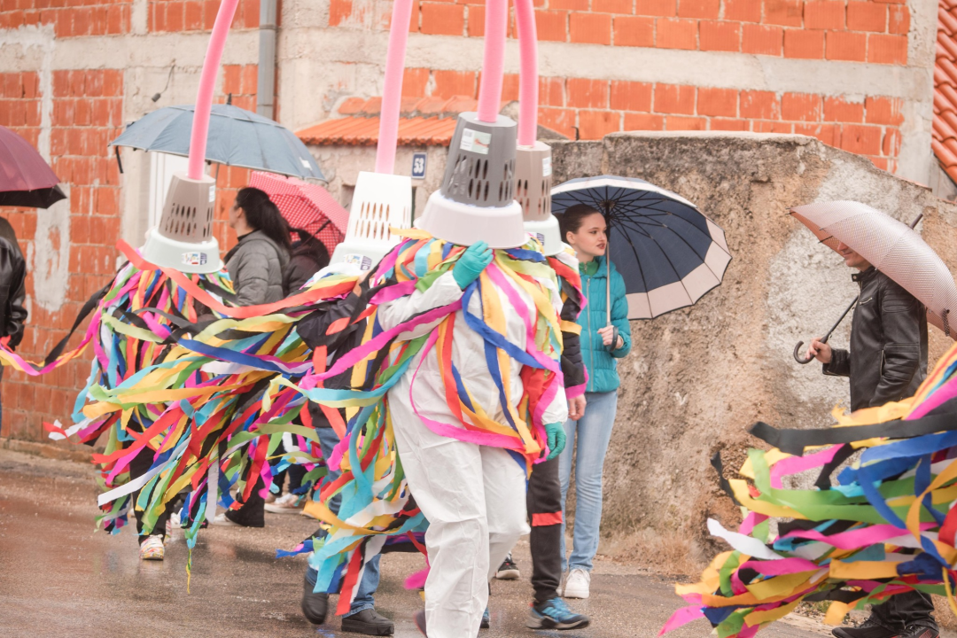 'Arena rasprodata 6. put' najbolja maska Drniškog krnjevala: Prijović 'zapalila' publiku i krnju