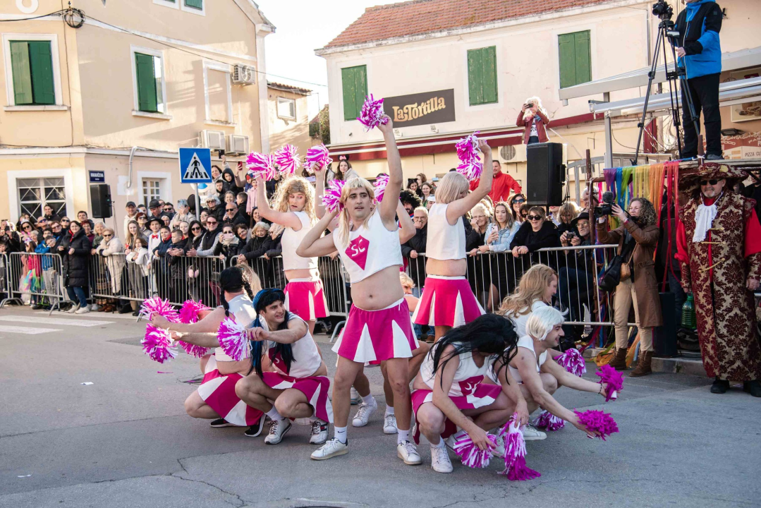  FOTOGALERIJA (2) Aleksandra Prijović nastupila na Murteru, tamo zabrana nije bilo