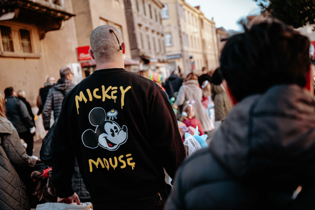 Maškarana povorka prošla kroz grad (1. dio): Najbolja maska Lego, najprovokativnija Oko sokolovo  