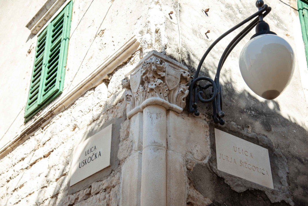 Gradonačelnik obišao obnovljene renesansne i gotičke stupove: 'Stara gradska jezgra nije zaboravljena'