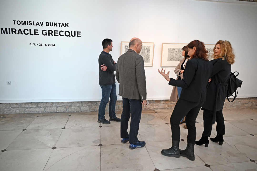 Otvorena izložba akademskog slikara Tomislava Buntaka: Priča o arkadiji inspirirana stripom i filmom