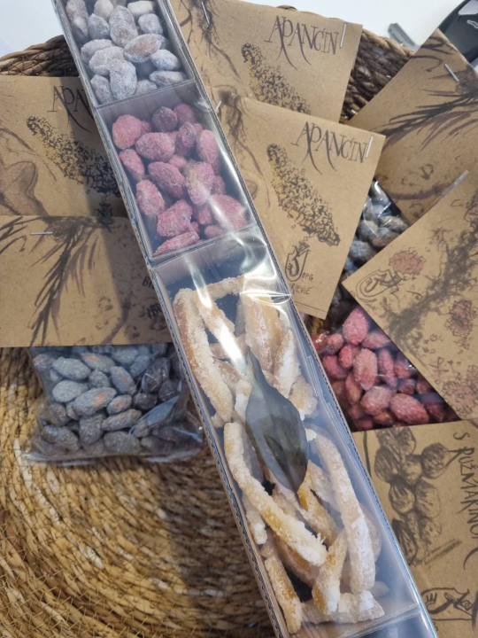 Merci flower&amp;gift shop nudi najljepše cvjetne bukete i asortiman poklona! 