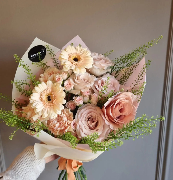 Merci flower&amp;gift shop nudi najljepše cvjetne bukete i asortiman poklona! 