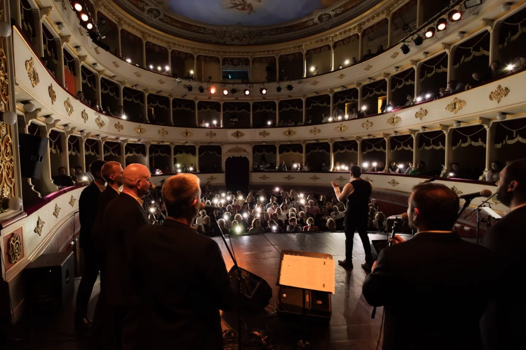 Klapa Sebenico u HNK Šibenik održala koncert za pamćenje: 'Predivna večer i to u našem gradu'