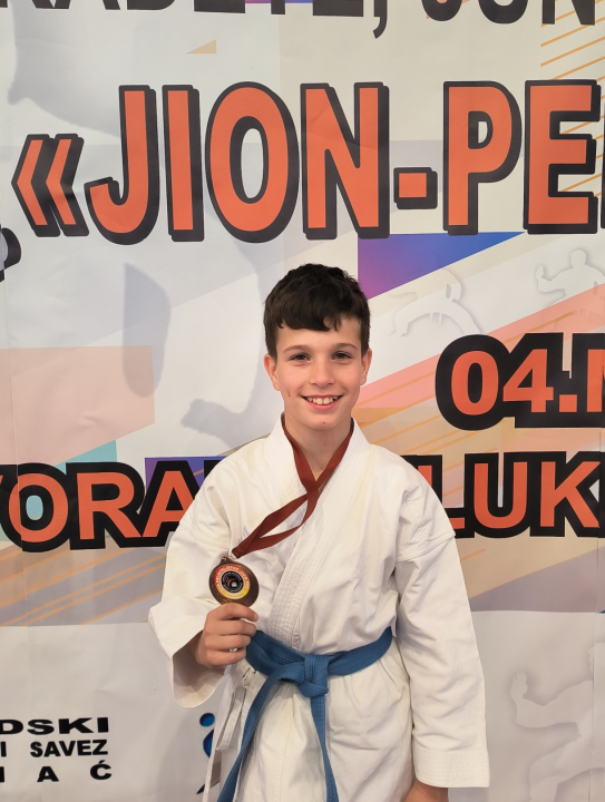 Uspješan vikend za Karate klub &quot;Šibenik&quot; u Bihaću: Vratili se kući s deset medalja