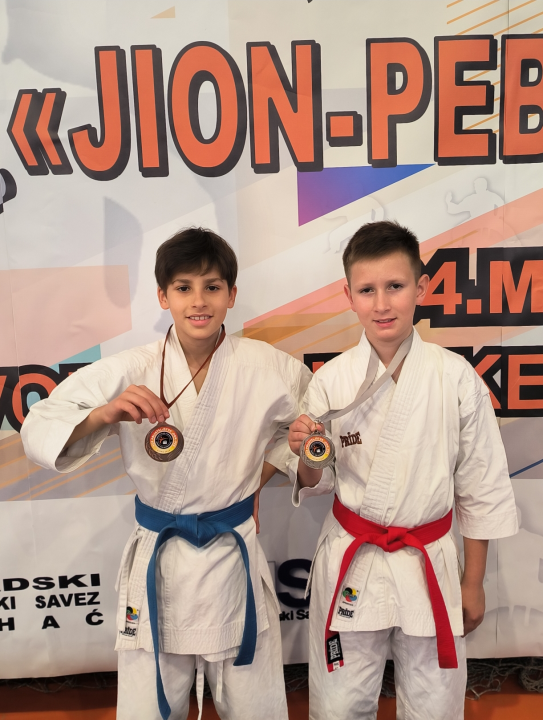 Uspješan vikend za Karate klub &quot;Šibenik&quot; u Bihaću: Vratili se kući s deset medalja