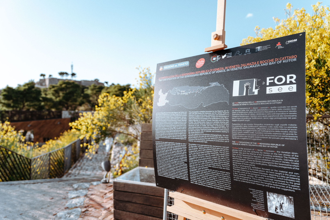 Odlično raspoložena publika i fantastičan nastup Urbana i gudača na Tvrđavi sv. Mihovil