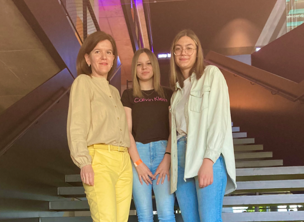 Učenice Srednje škole Ivana Meštrovića Drniš na Danu Inovacija u Infobipovom kampusu