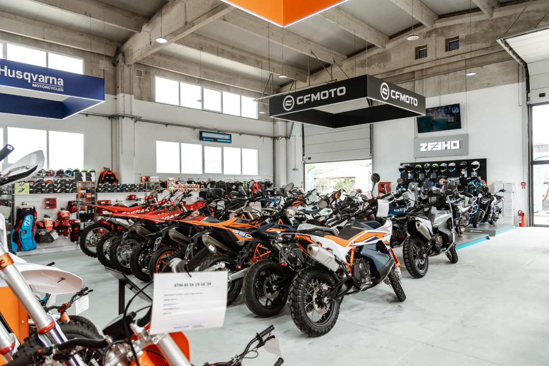 Najveći izbor motocikala i ATV vozila očekuje vas u prodajno-servisnom centru ATH Moto Šibenik! 