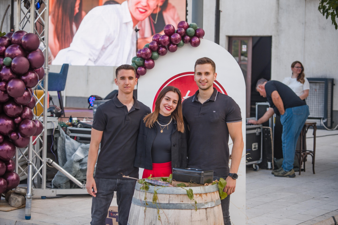 Otvoren Festival drniškog merlota