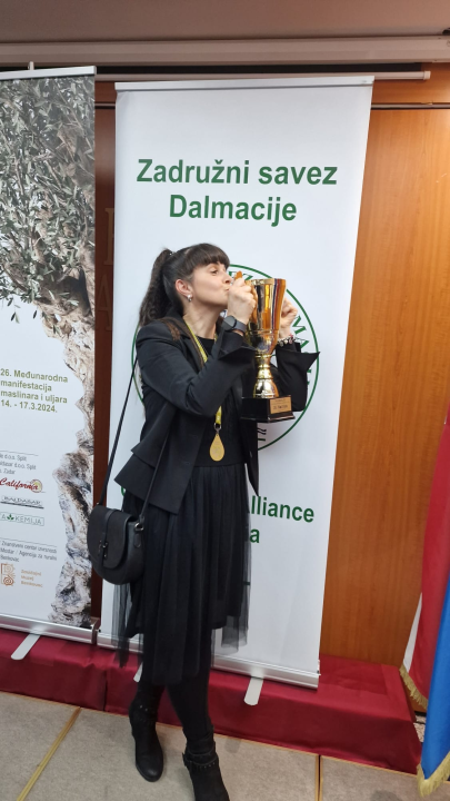 Obitelj Podrug prvo ulje napravila je 1886. godine, a danas osvajaju zlatne medalje od Vodica do New Yorka