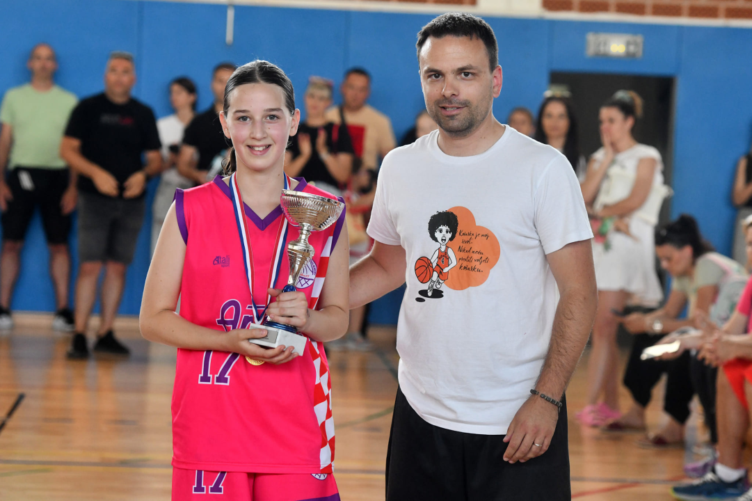 Završena U-11 i U-13 Županijska liga za dječake i djevojčice u košarci 