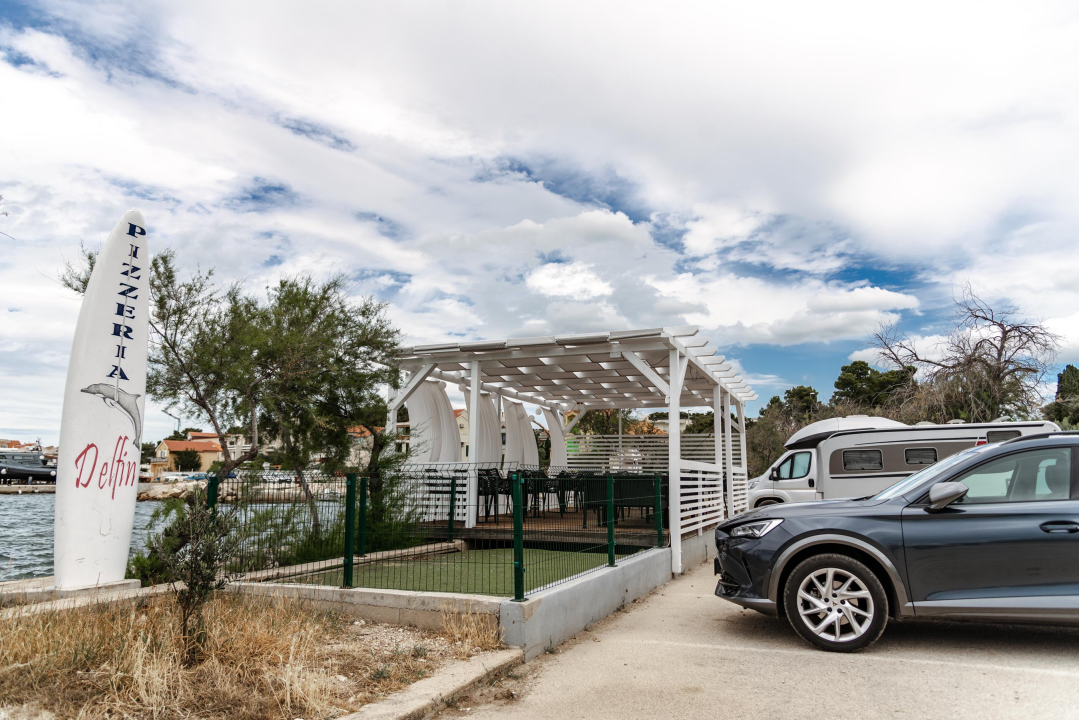 Posjetite Pizzeriju Delfin i uživajte u raznim specijalitetima!