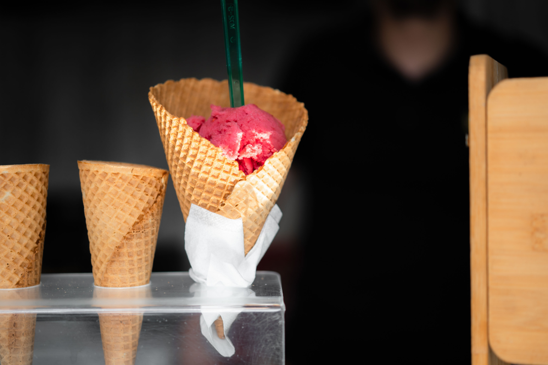 Kugla sladoleda za samo jedan euro u B059 na šibenskoj rivi! 