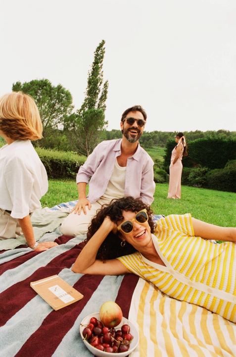 Trendi sunčane naočale IZIPIZI pronađite u trgovini M.A.G.-D.D.! 