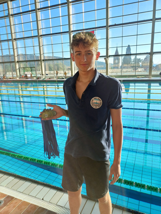 Goran Stegić na Prvenstvu Dalmacije doplivao do čak 17 medalja, uspješni i Badurina i Radovčić