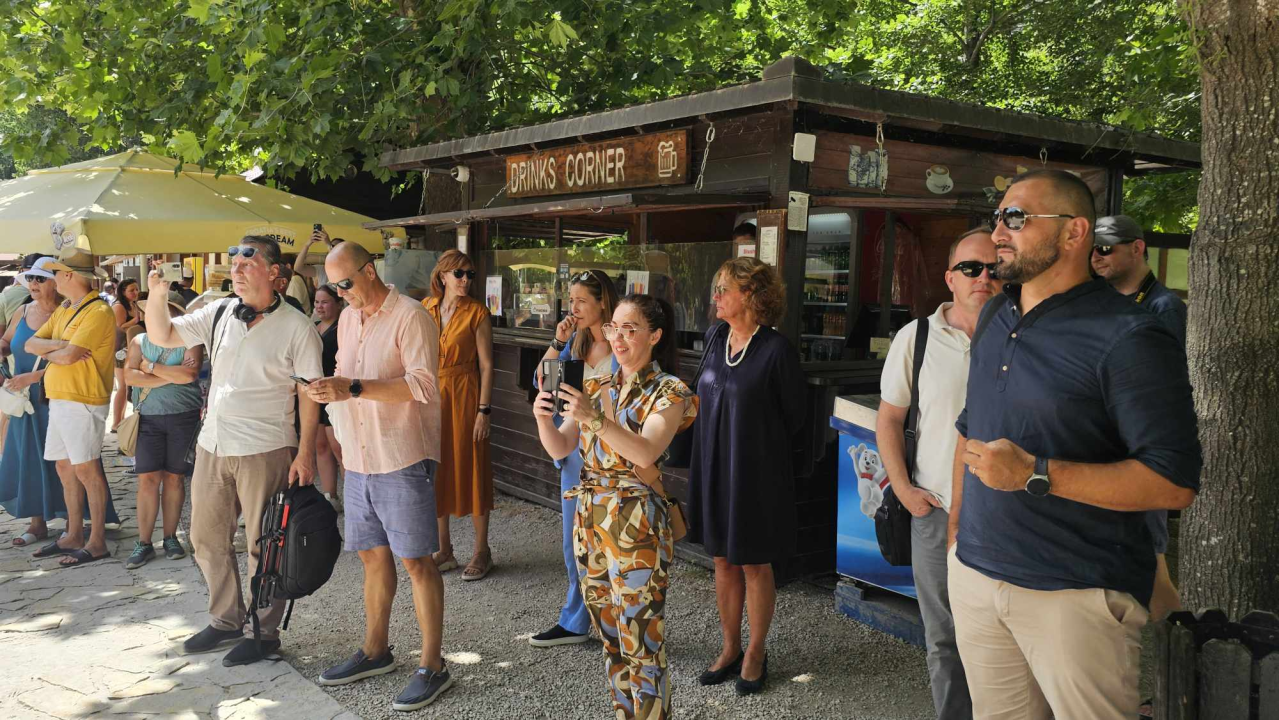 Turizam u Dalmaciji počeo je prije 180 godina u Šibeniku, a danas smo prošli rutom prvih turista