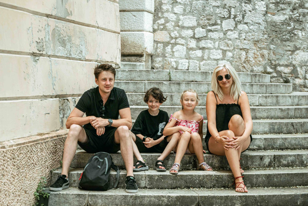 Čim padne žega turisti preplave šibenske kale, a novinari idu po reportažu. Tako smo i mi...